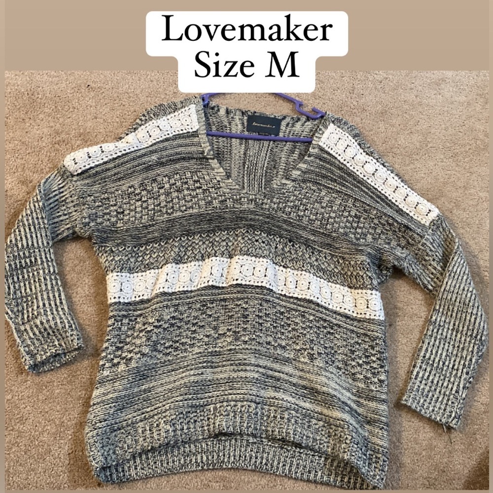 Women’s sweater